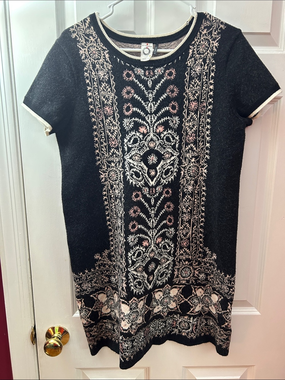 Anthropologie Akemi + Kin Black Knit Jacquard Sweater Dress size M
